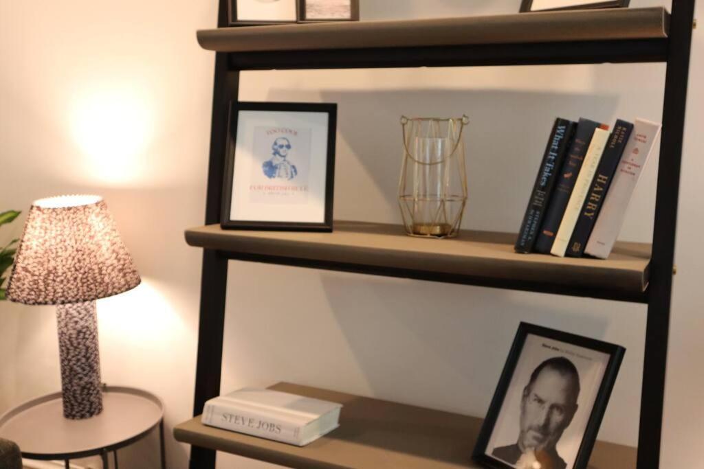 3-Bedroom House With Cute Patio Explore Dc On Foot Washington Eksteriør billede
