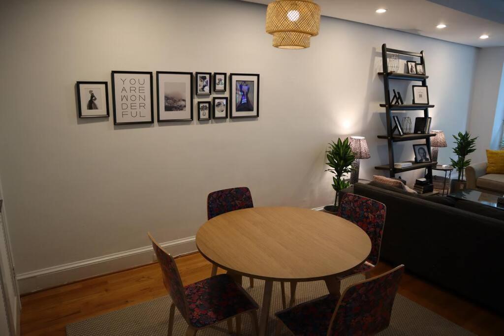 3-Bedroom House With Cute Patio Explore Dc On Foot Washington Eksteriør billede